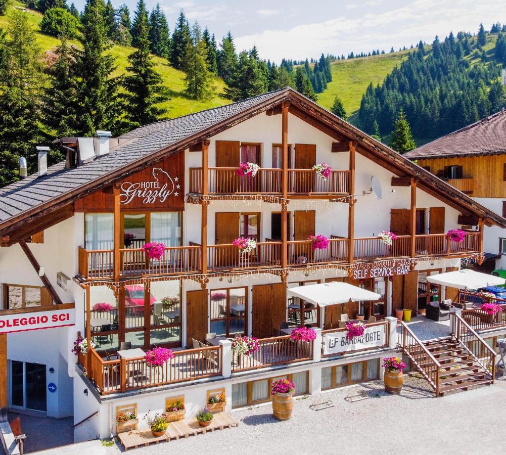 Grizzly Hotel