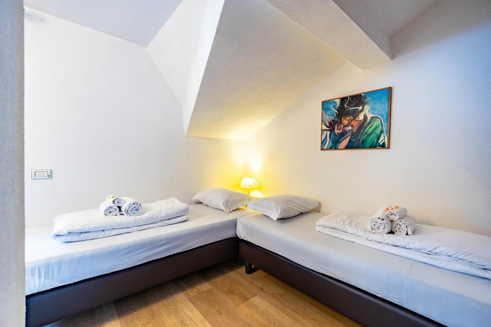 Grizzly Hotel